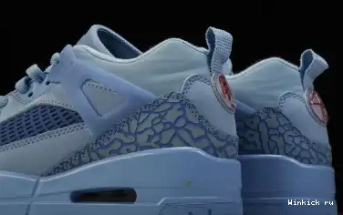 LOW OILERS' SPIZIKE JORDAN 'HOUSTON 0526
